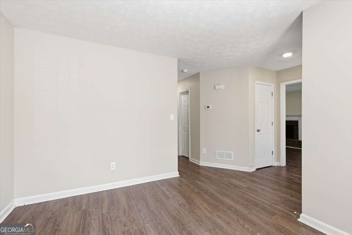 445 Allens Landing Court Lawrenceville - Photo 6