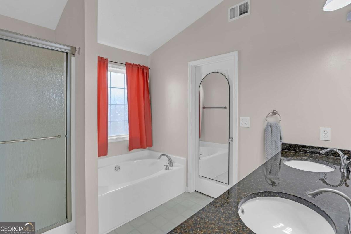 1743 Mission Park Drive Loganville - Photo 6