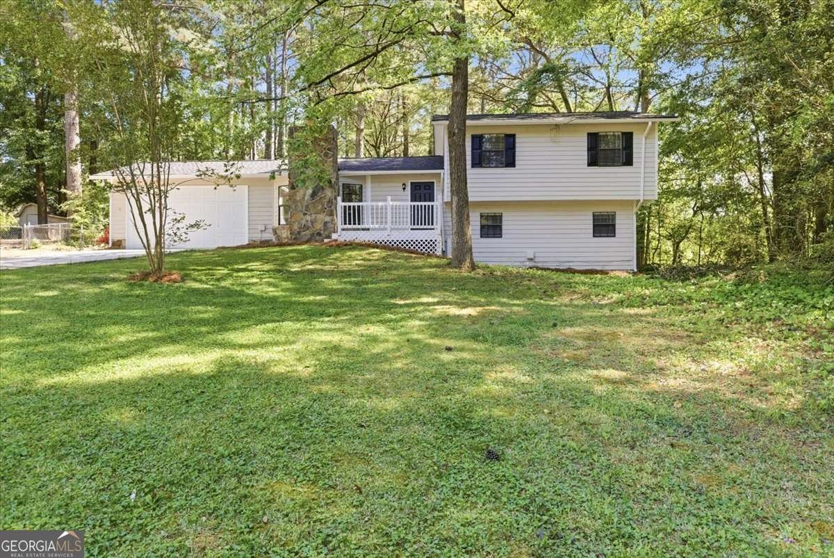 3182 Fireplace Trail Snellville - Photo 1