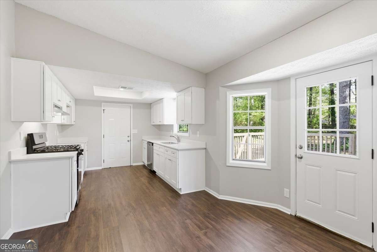 3182 Fireplace Trail Snellville - Photo 11