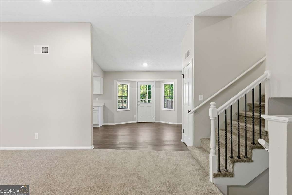 3182 Fireplace Trail Snellville - Photo 9