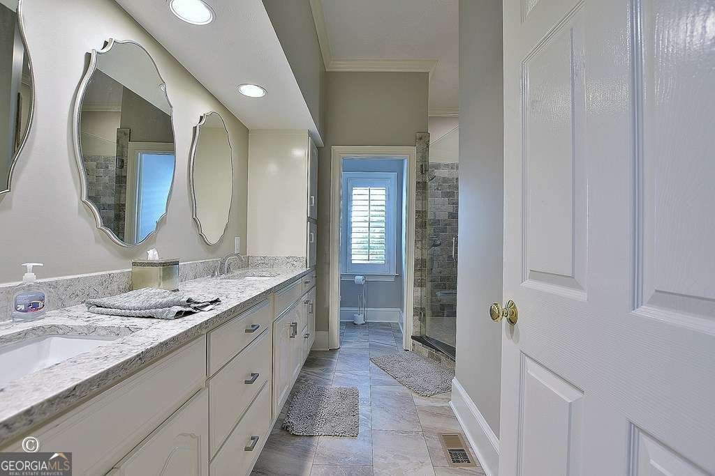 540 Hall Drive Hamilton - Photo 28