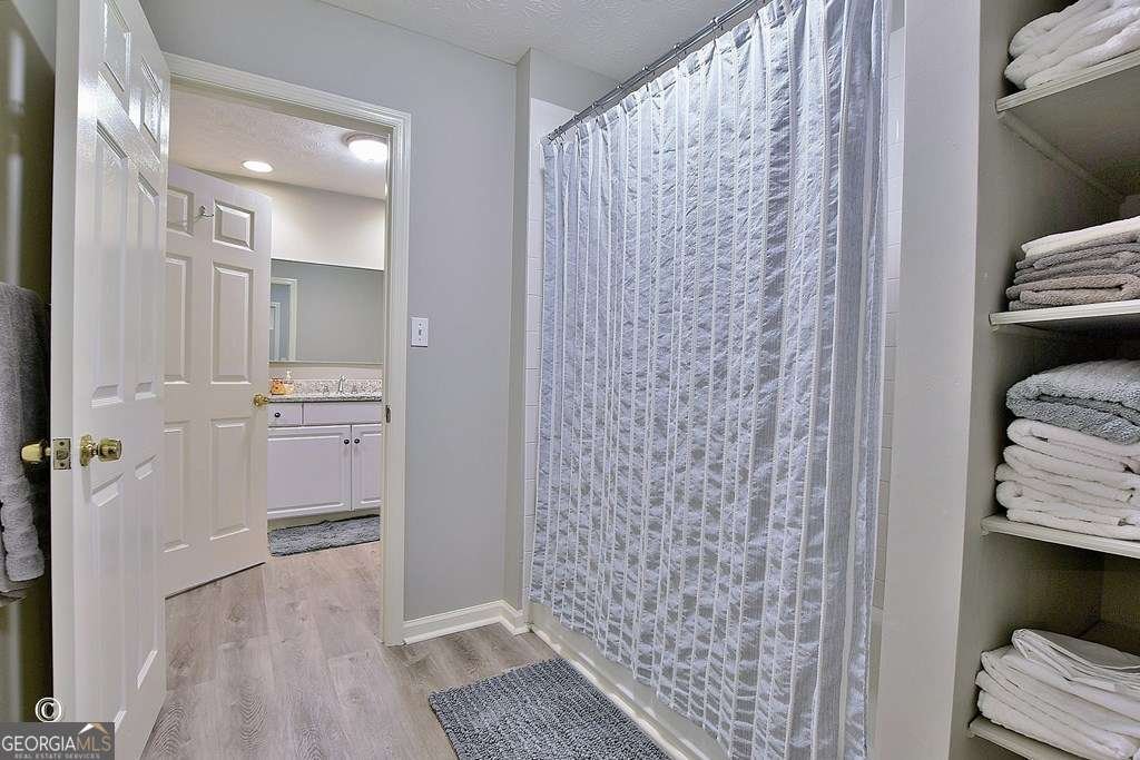 540 Hall Drive Hamilton - Photo 34