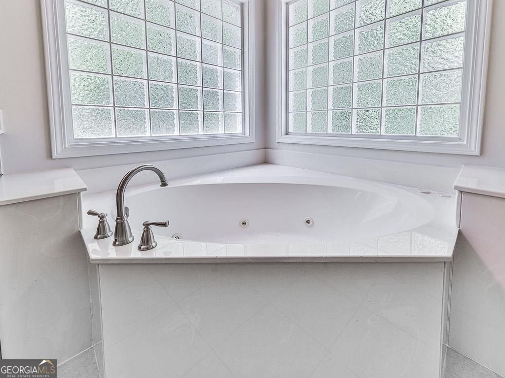 5037 Towne Lake Hills Woodstock - Photo 29