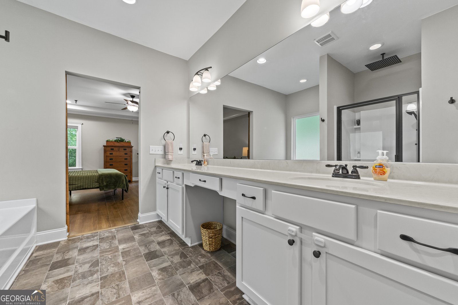 129 Wood Street Commerce - Photo 39