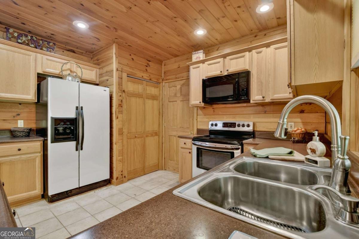 76 Bevan Lane Blue Ridge - Photo 16