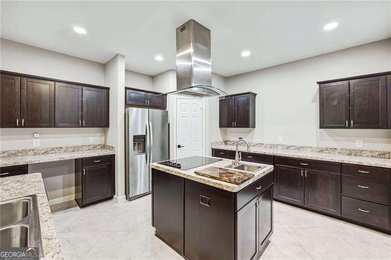 232 Waters Lake Drive Woodstock - Photo 12