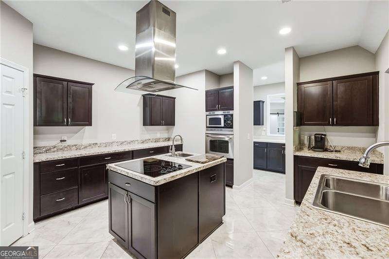 232 Waters Lake Drive Woodstock - Photo 14