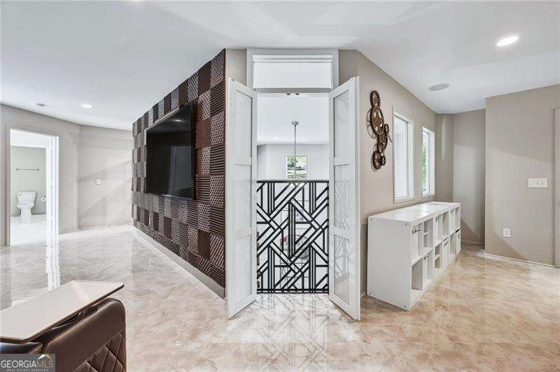 232 Waters Lake Drive Woodstock - Photo 34