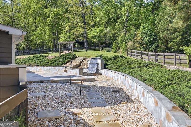 232 Waters Lake Drive Woodstock - Photo 44