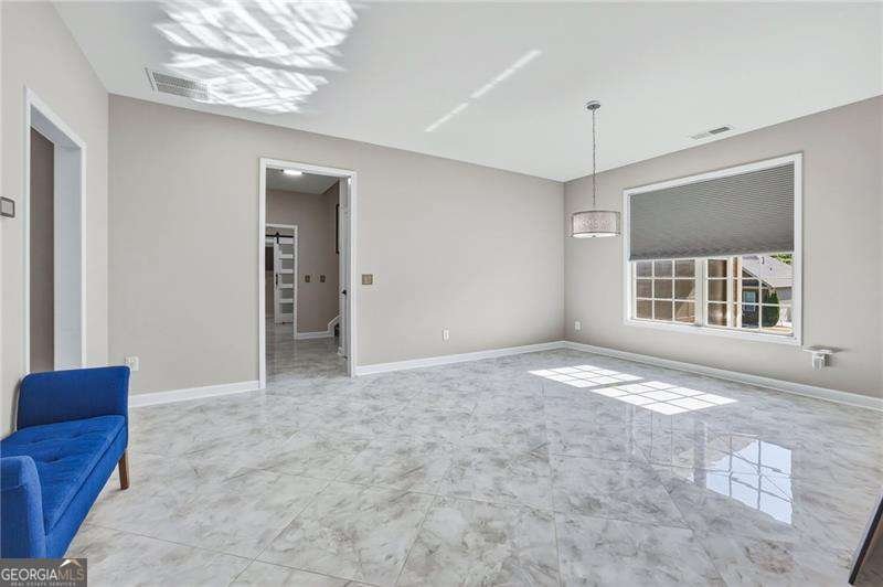 232 Waters Lake Drive Woodstock - Photo 8