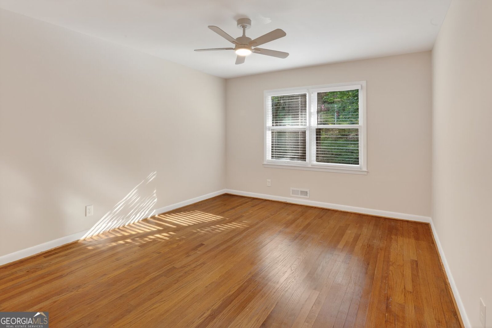 1975 Ridgeway Road Atlanta - Photo 34