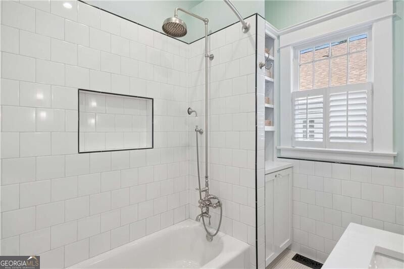 123 Kings Highway Decatur - Photo 32