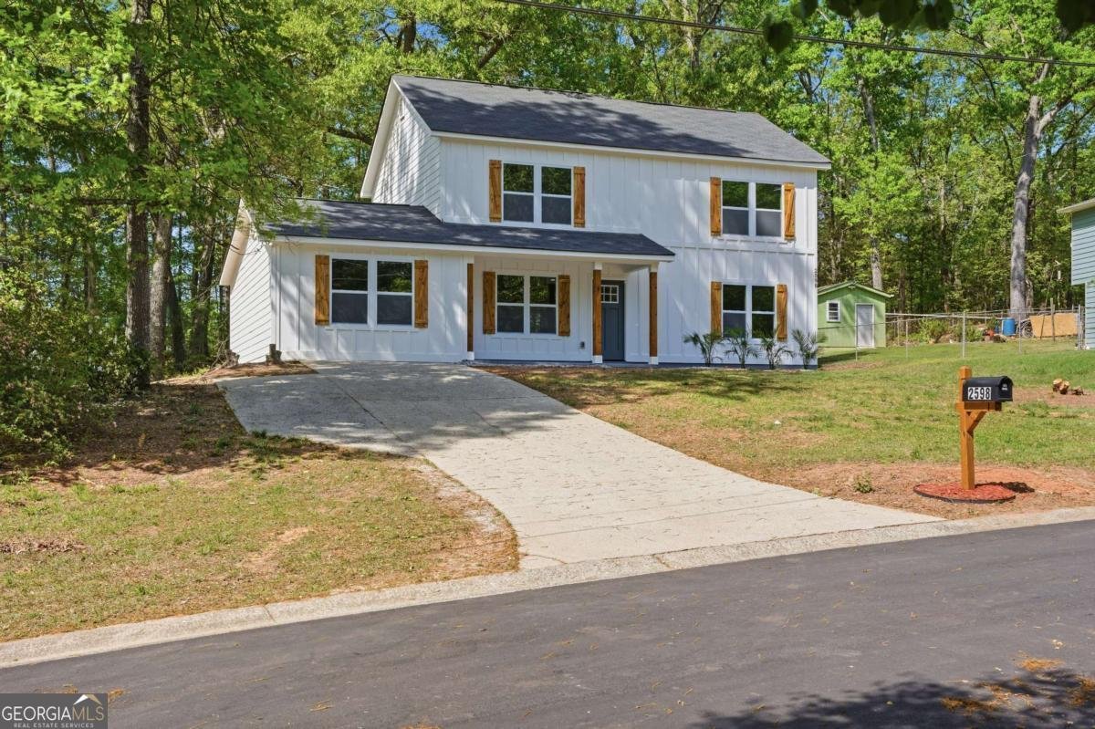 2598 Hencley Circle Marietta - Photo 1