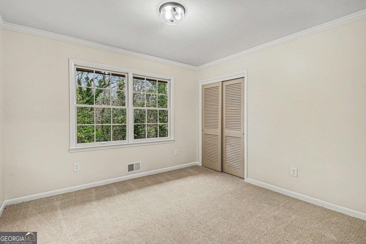 61 Barrett Circle Marietta - Photo 7