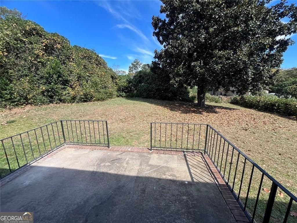 4090 Oak Drive Macon - Photo 9