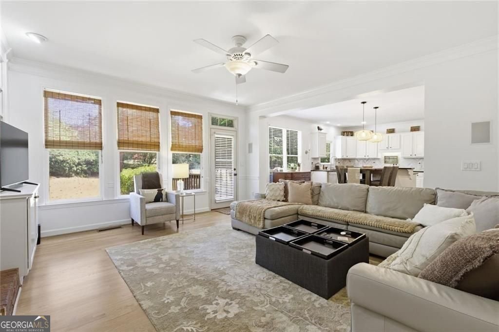 250 Devon Mill Court Johns Creek - Photo 11