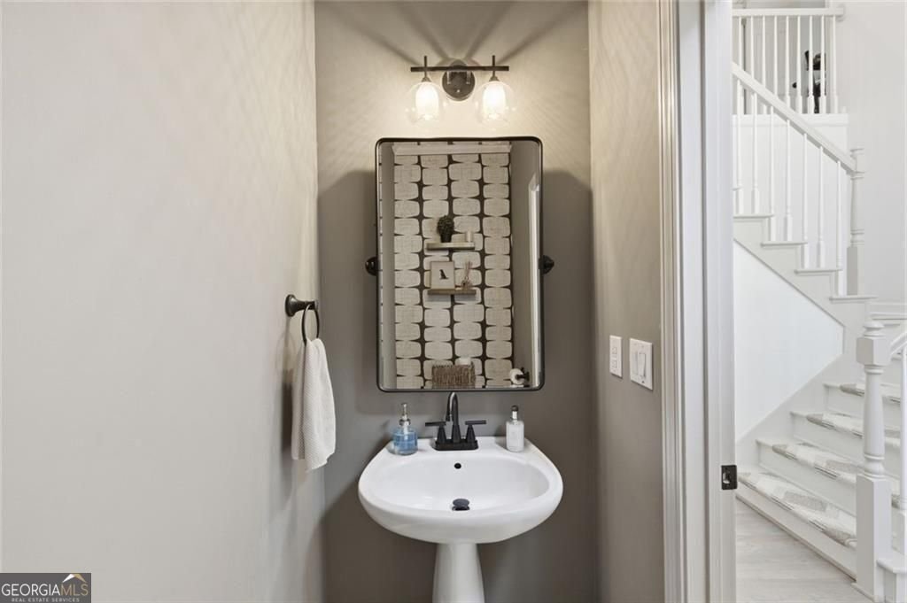 250 Devon Mill Court Johns Creek - Photo 16