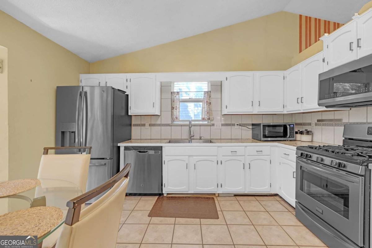 4384 Windward Lane Norcross - Photo 13