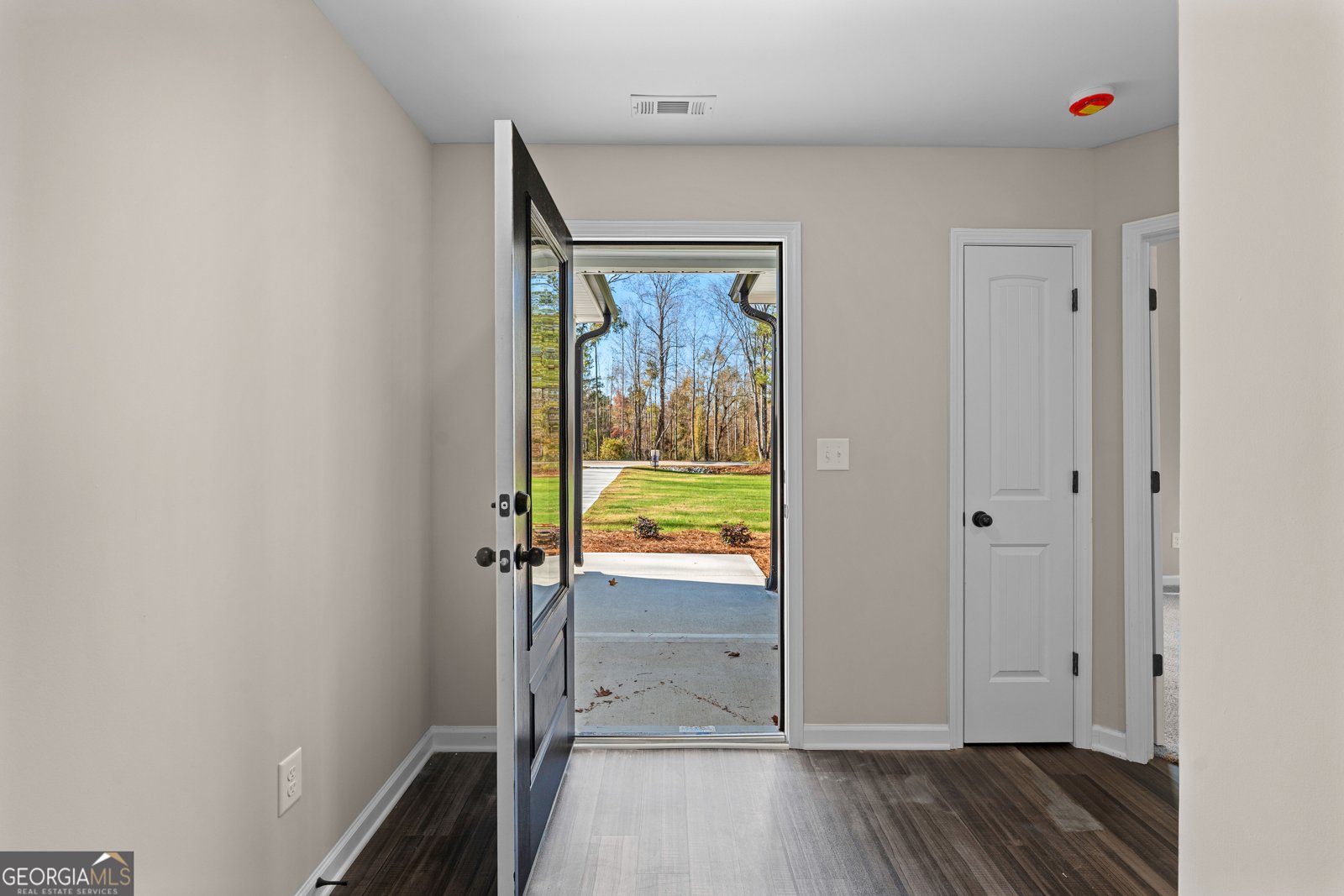 129 Pioneer Trail Hogansville - Photo 6