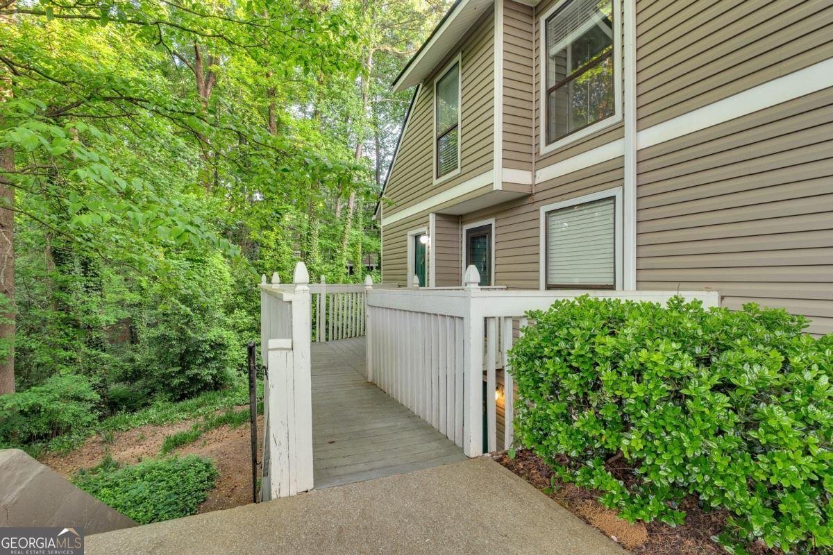1203 Wynnes Ridge Circle Marietta - Photo 19