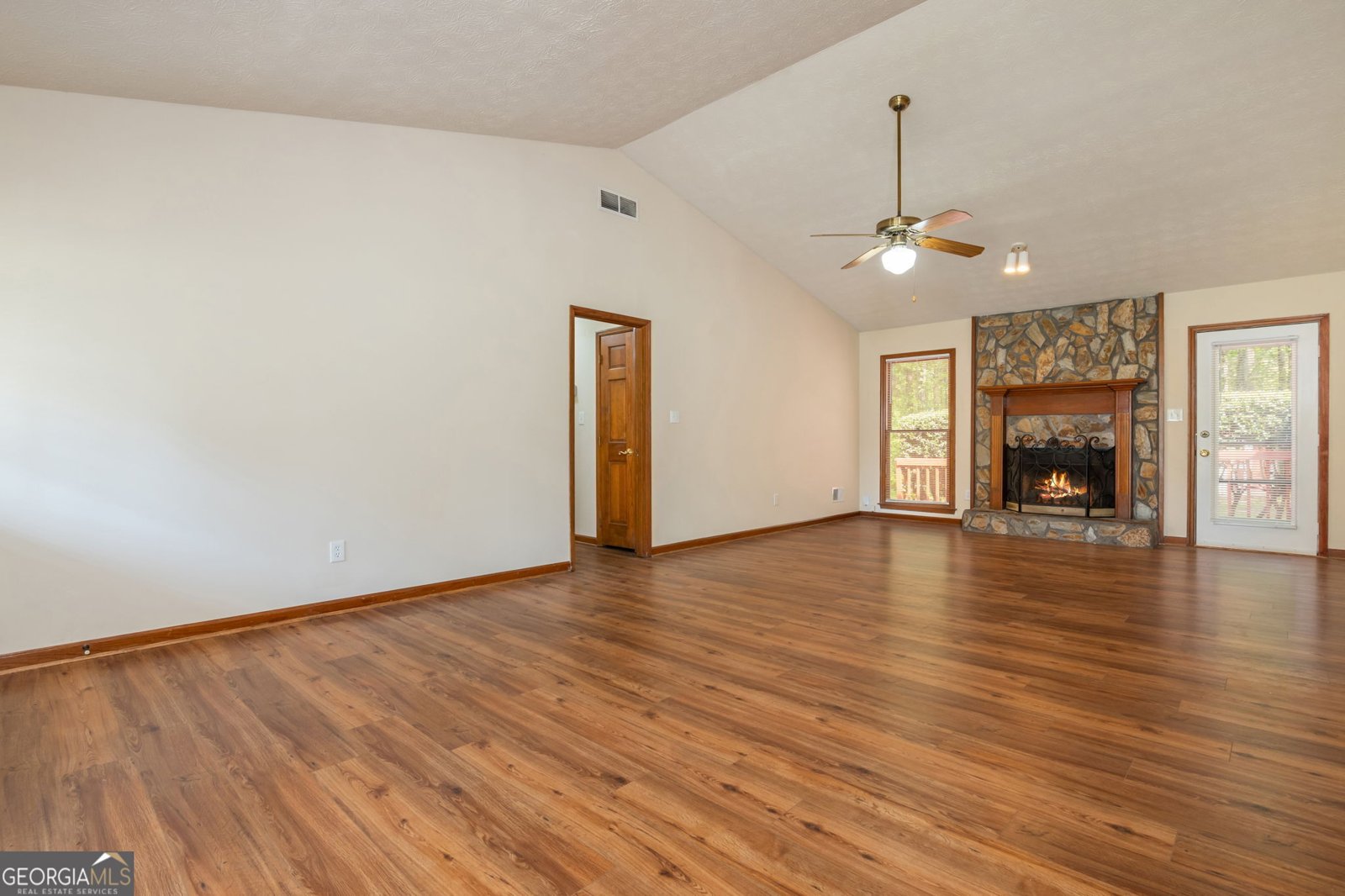 1544 Pine Creek Drive Lawrenceville - Photo 7