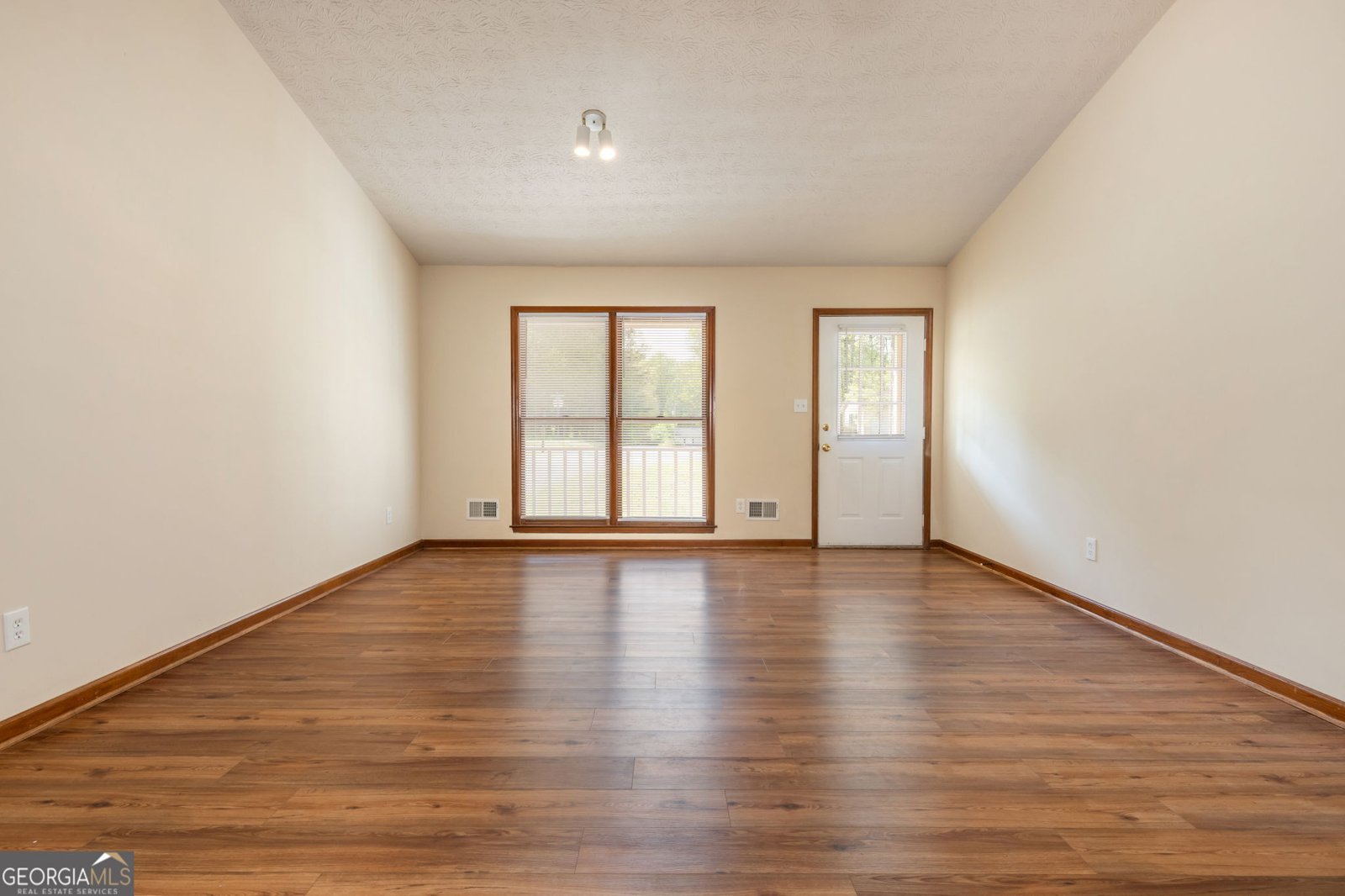 1544 Pine Creek Drive Lawrenceville - Photo 8