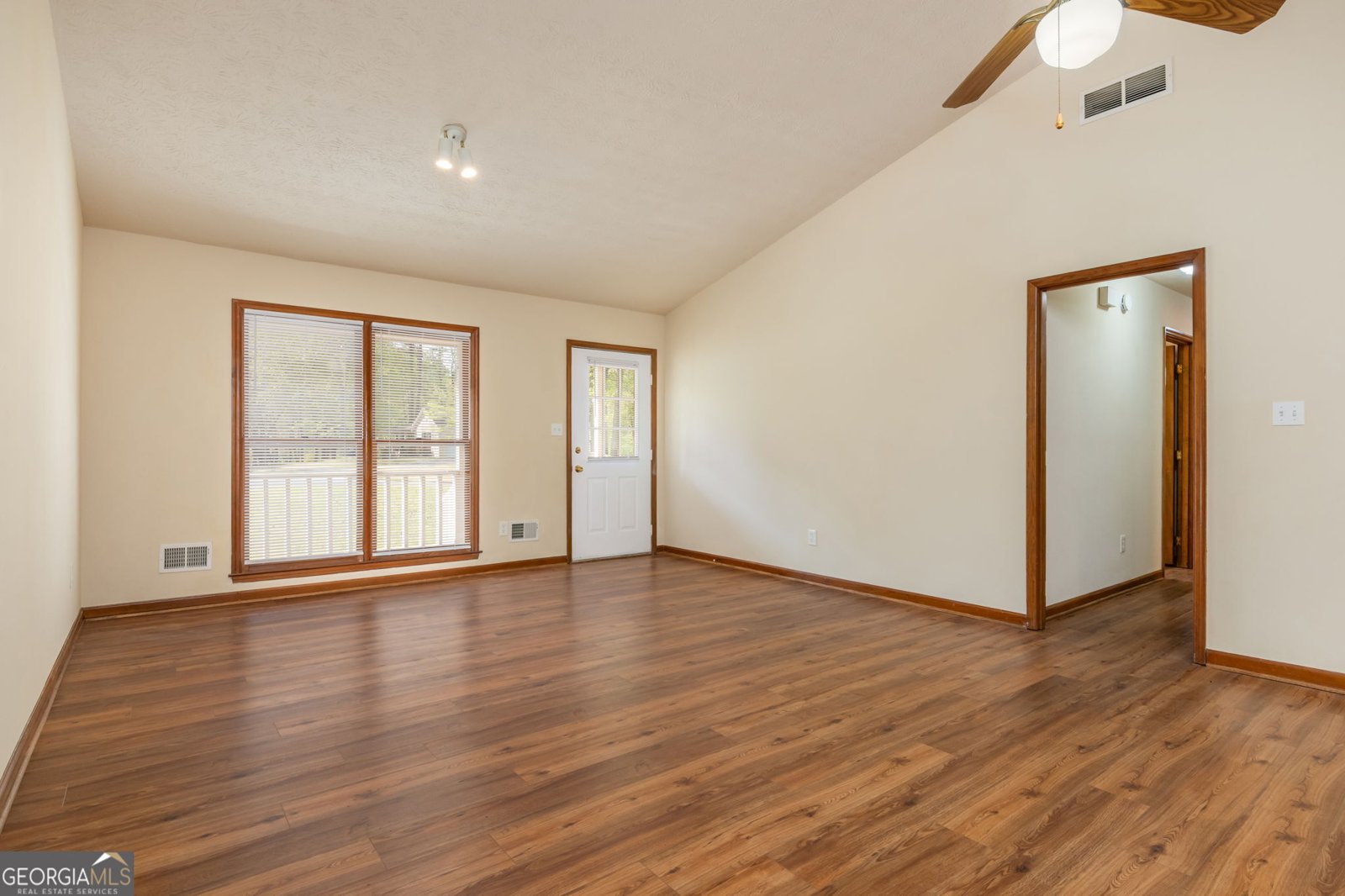 1544 Pine Creek Drive Lawrenceville - Photo 9