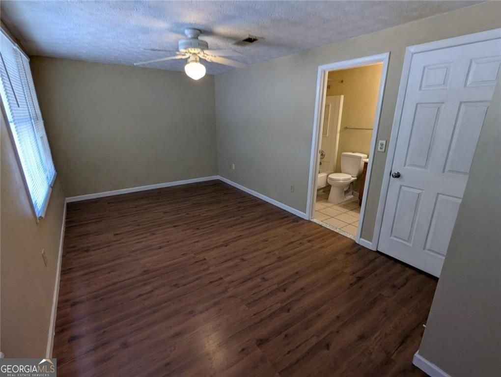 8839 Long Beach Circle Sandy Springs - Photo 13