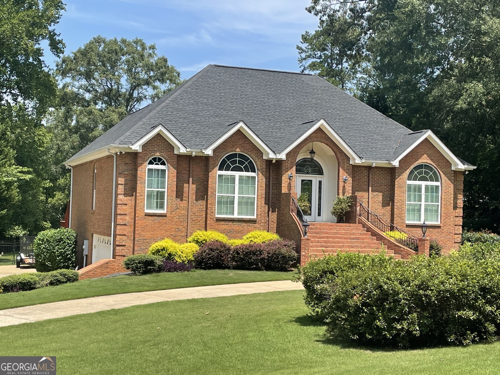 910 Piney Woods Drive Lagrange - Photo 1