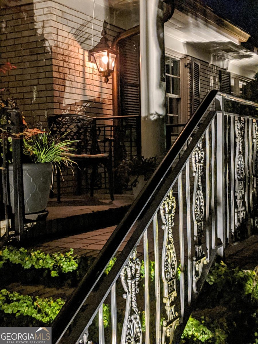 377 Old Club Road Macon - Photo 8