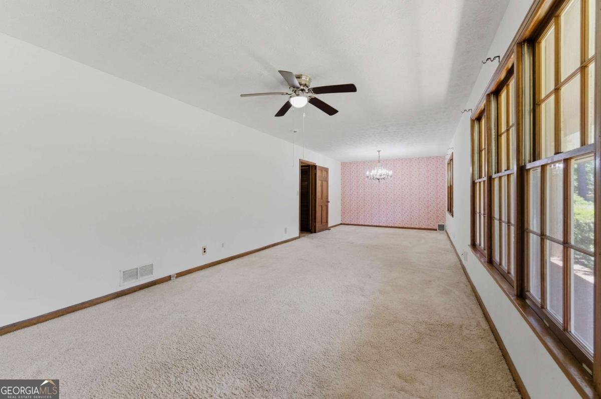 2485 Maple Street Snellville - Photo 8