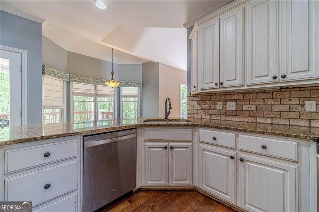 395 Amberbrook Circle Grayson - Photo 14