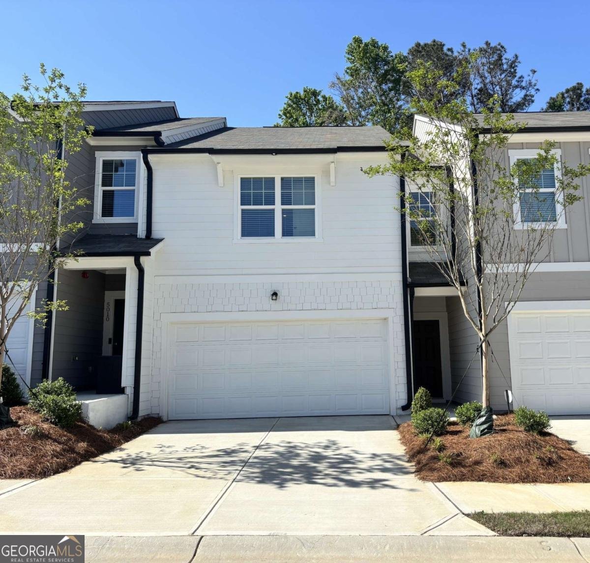 5008 Elowen Lane Douglasville - Photo 1