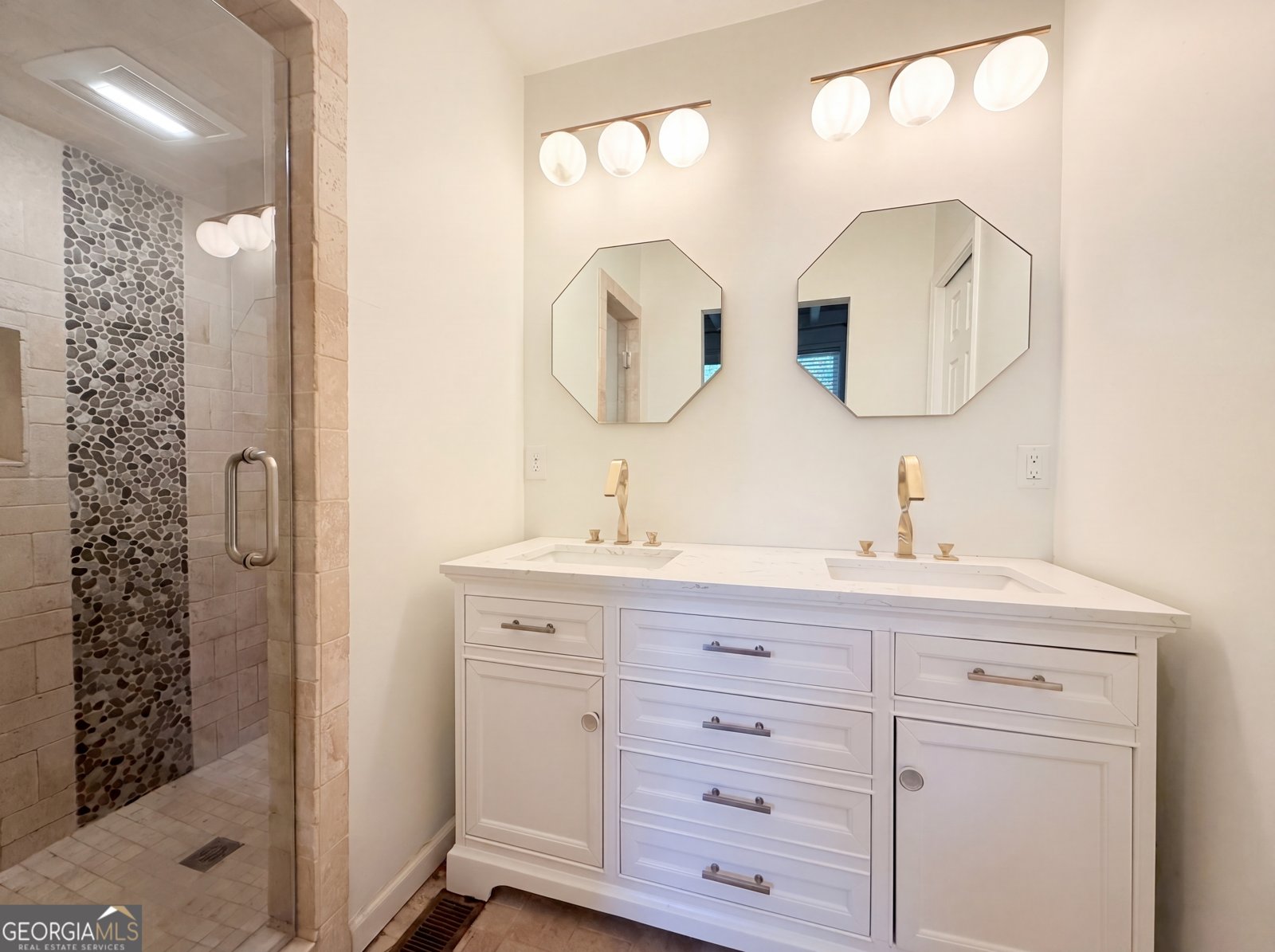 1663 Seayes Road Mableton - Photo 16