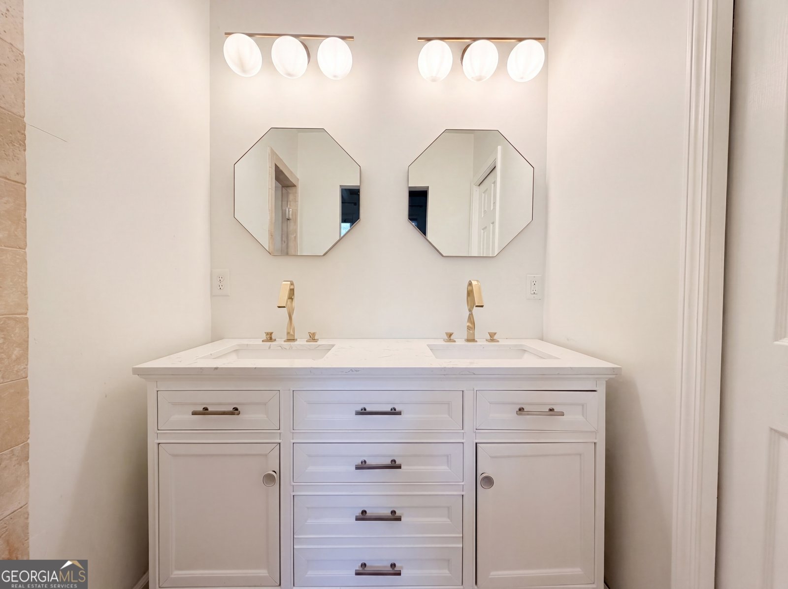 1663 Seayes Road Mableton - Photo 19