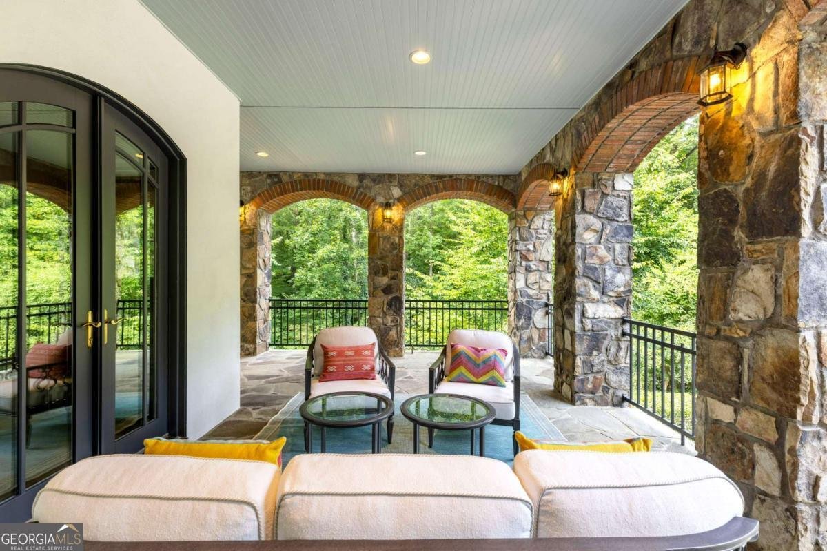 1395 Hearst Drive Brookhaven - Photo 13