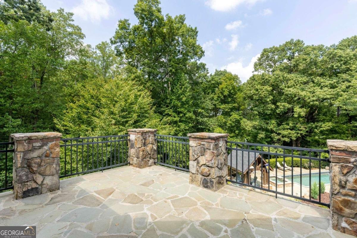 1395 Hearst Drive Brookhaven - Photo 37