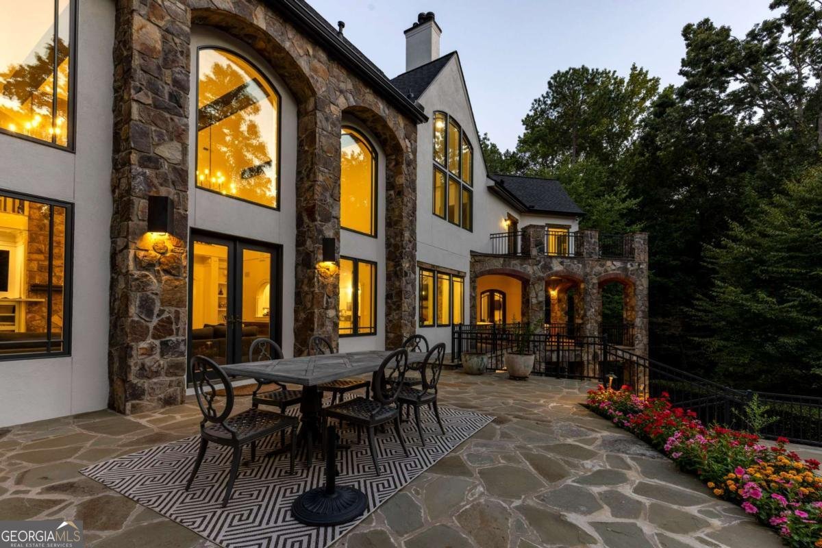 1395 Hearst Drive Brookhaven - Photo 48