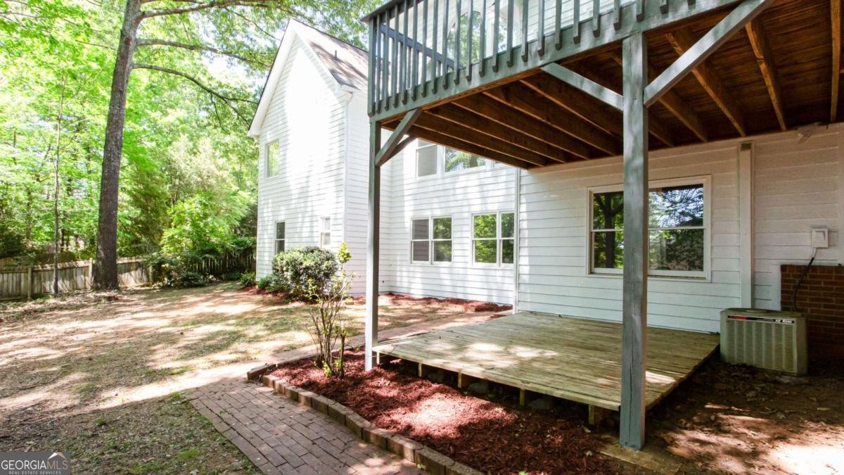 1820 Noblin Ridge Way Duluth - Photo 10