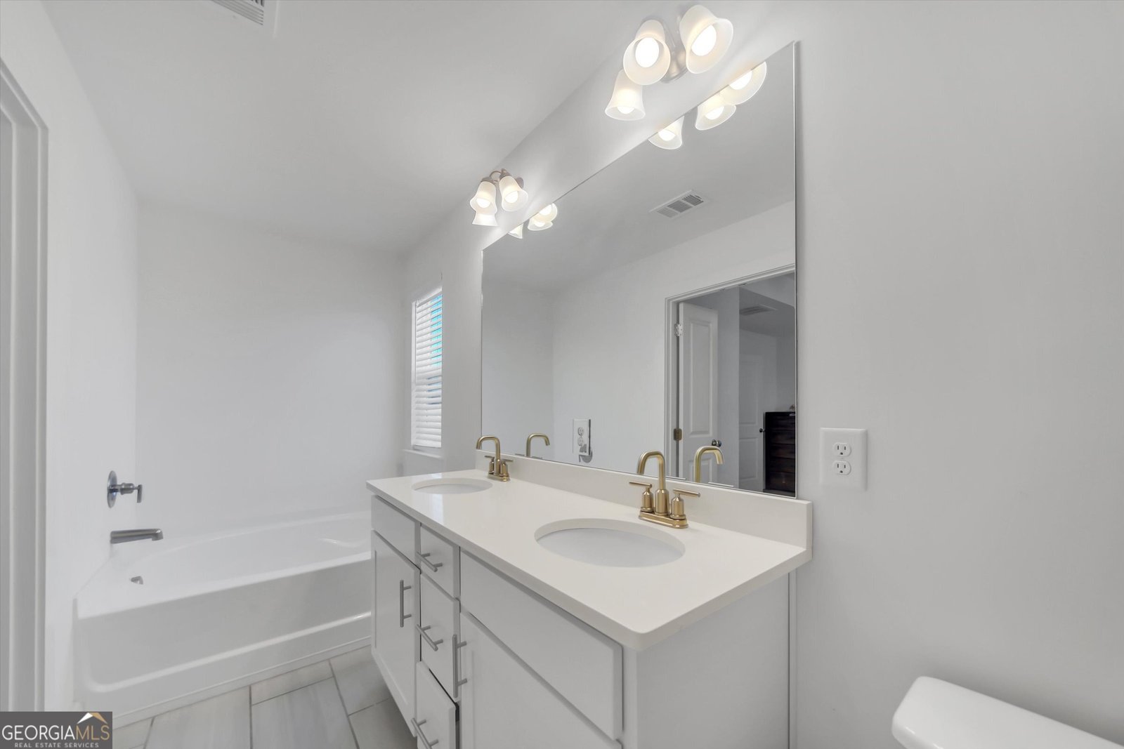 6410 Shalks Crossing Drive Lithonia - Photo 16