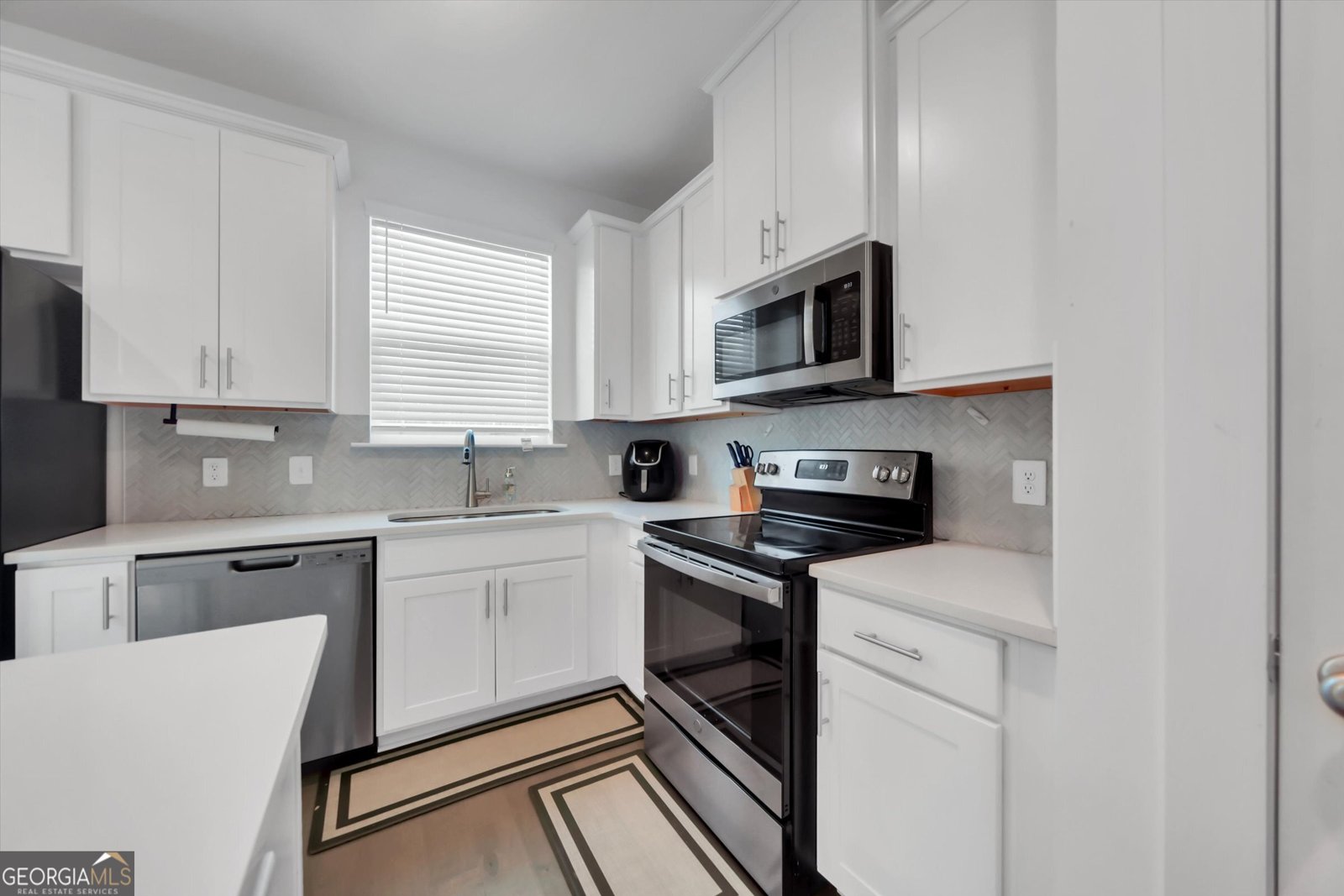 6410 Shalks Crossing Drive Lithonia - Photo 7