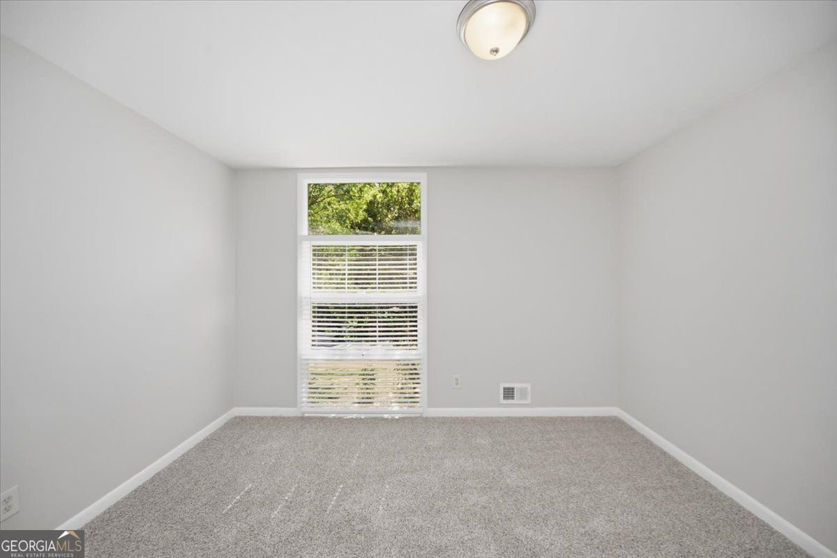 2432 Woodacres Road Atlanta - Photo 23