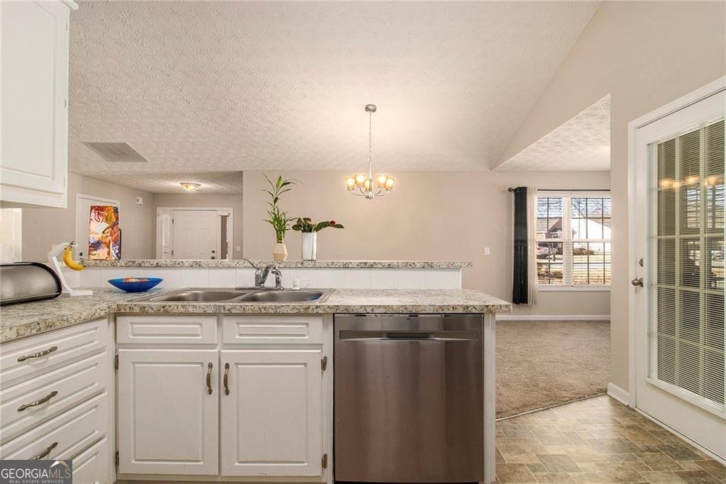 741 Jacoby Drive Loganville - Photo 22