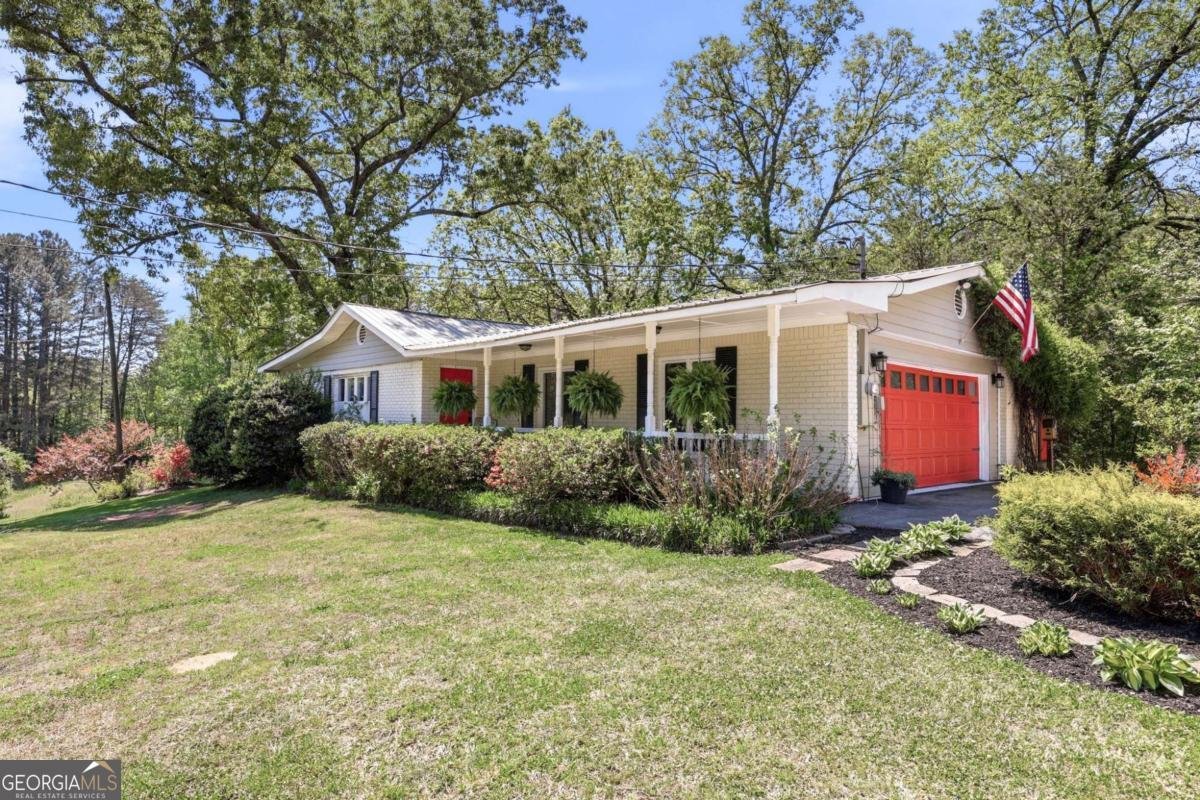 238 Currahee Circle Toccoa - Photo 1