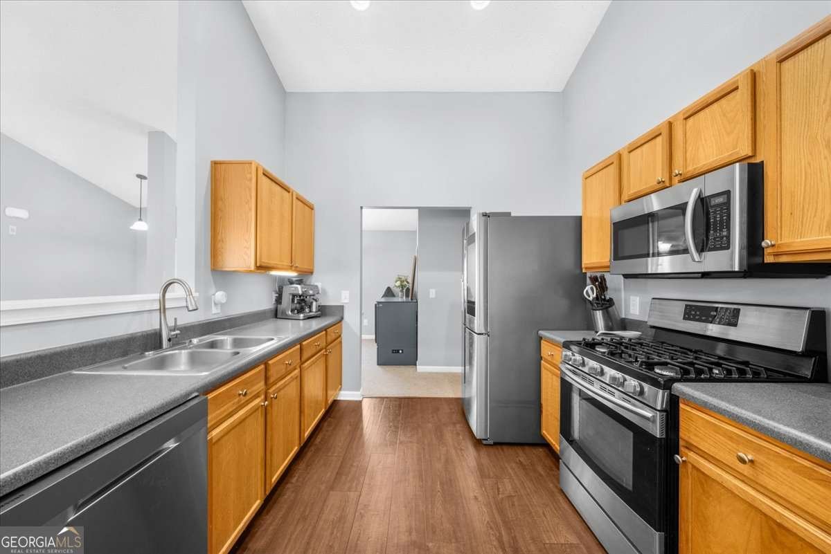 3255 Bridgeshaw Drive Cumming - Photo 9