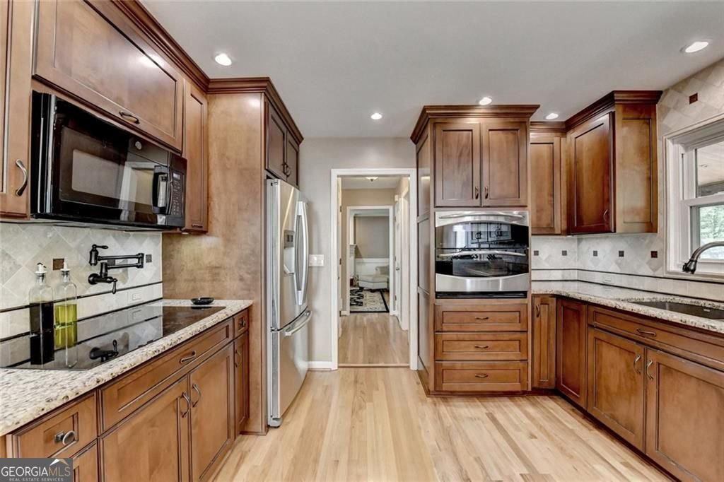 3310 Danielle Way Suwanee - Photo 8