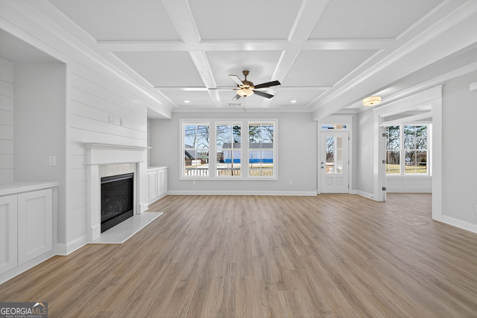 5554 Spring Street Flowery Branch - Photo 7