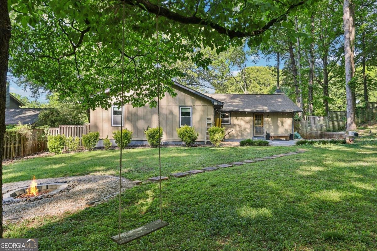 562 Rimrock Trail Stone Mountain - Photo 20