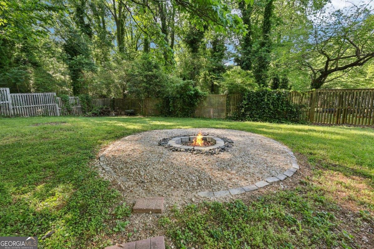 562 Rimrock Trail Stone Mountain - Photo 22